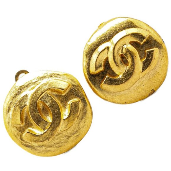 CHANEL CC Logos Round Clip-On Earrings Gold Tone 95A Auth - Picture 2 of 9